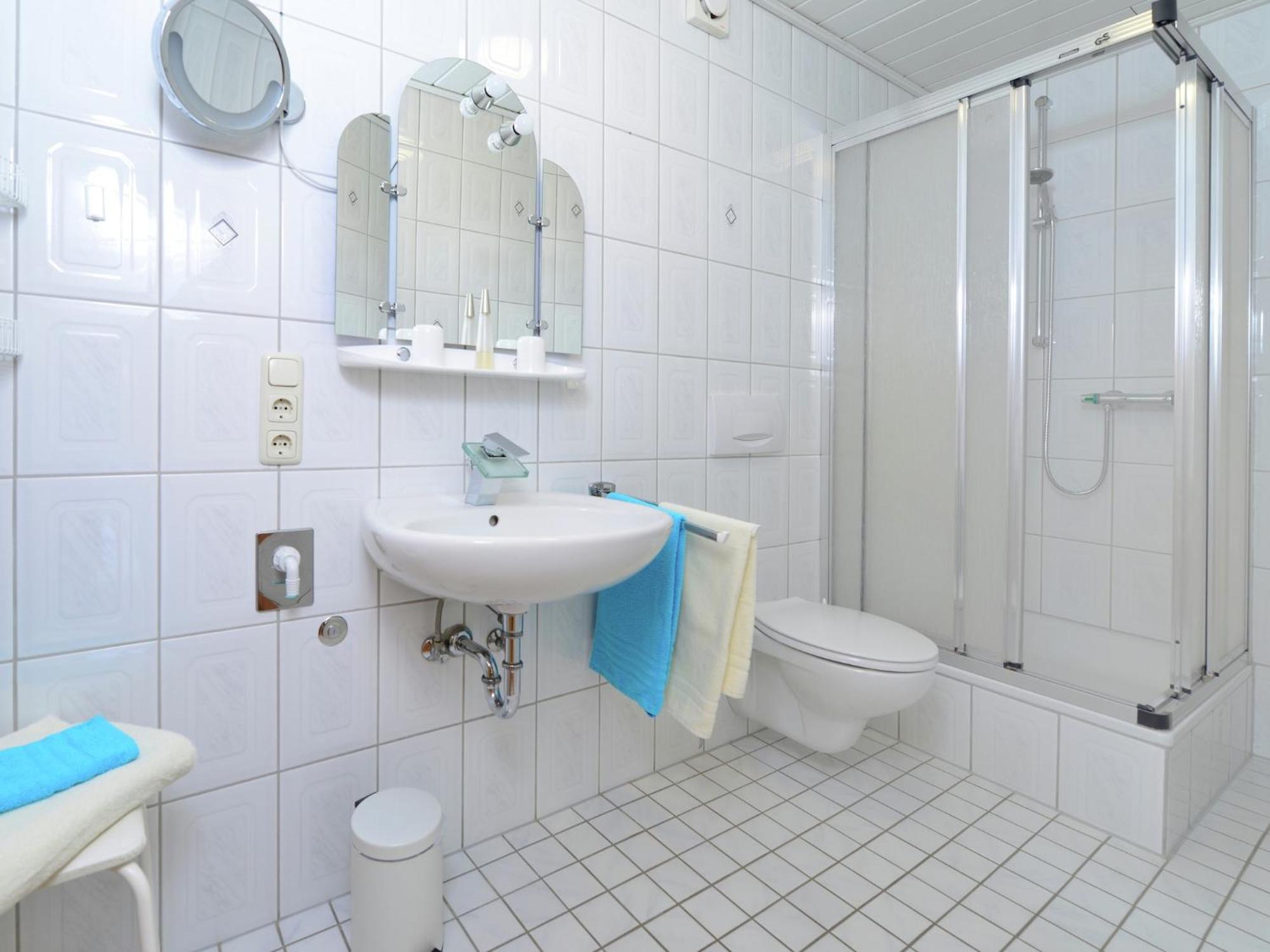 Quaint Apartment In Eimelrod Near Lake And Water Sports Виллинген Экстерьер фото